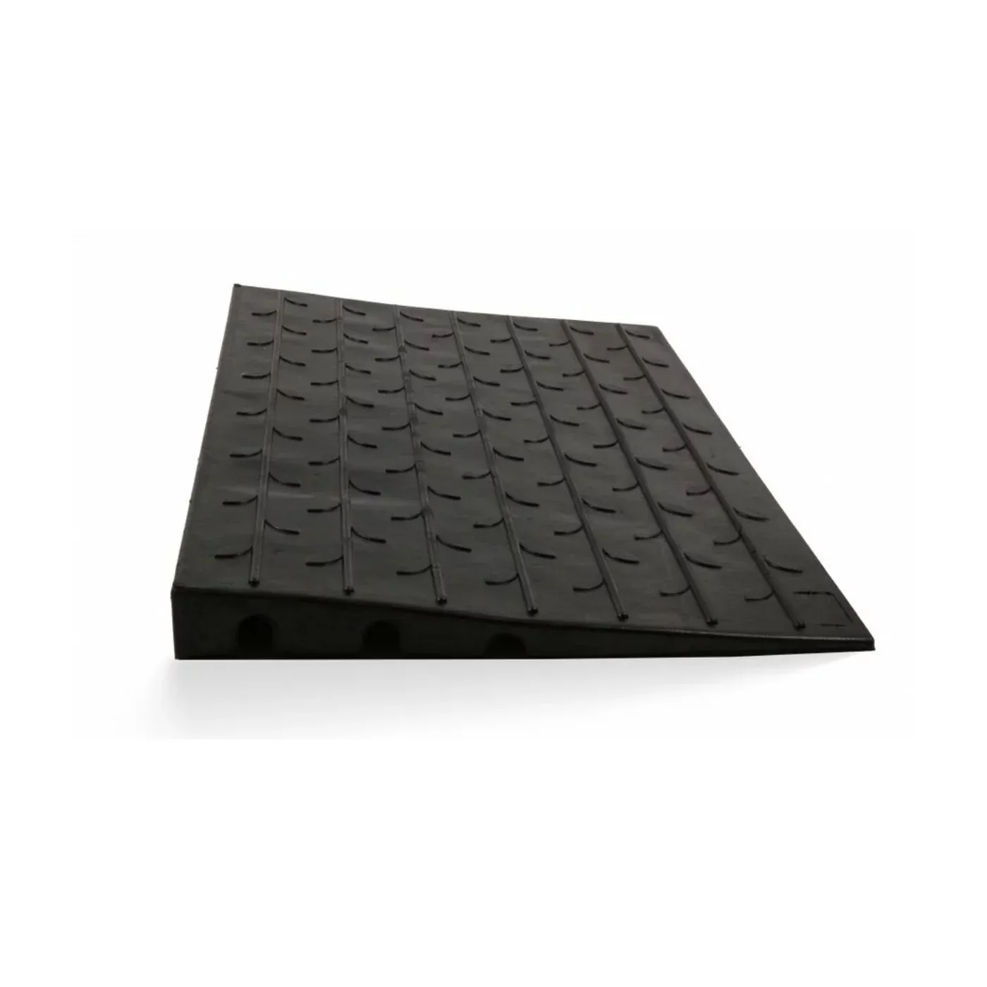 Černá gumová nájezdová rampa k obrubníku V6M - délka 108 cm, šířka 60 cm, výška 6 cm