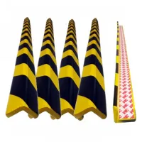 Černo-žlutá pěnová ochrana rohů zdí, stěn (L-profil) - délka 100 cm, šířka 4,5 x 4,5 cm, tloušťka 1 cm