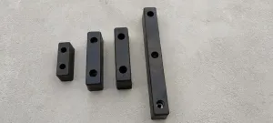 Gumový doraz na nákladní vozidla, návěsy - délka 40 cm, šířka 5,2 cm, tloušťka 6 cm