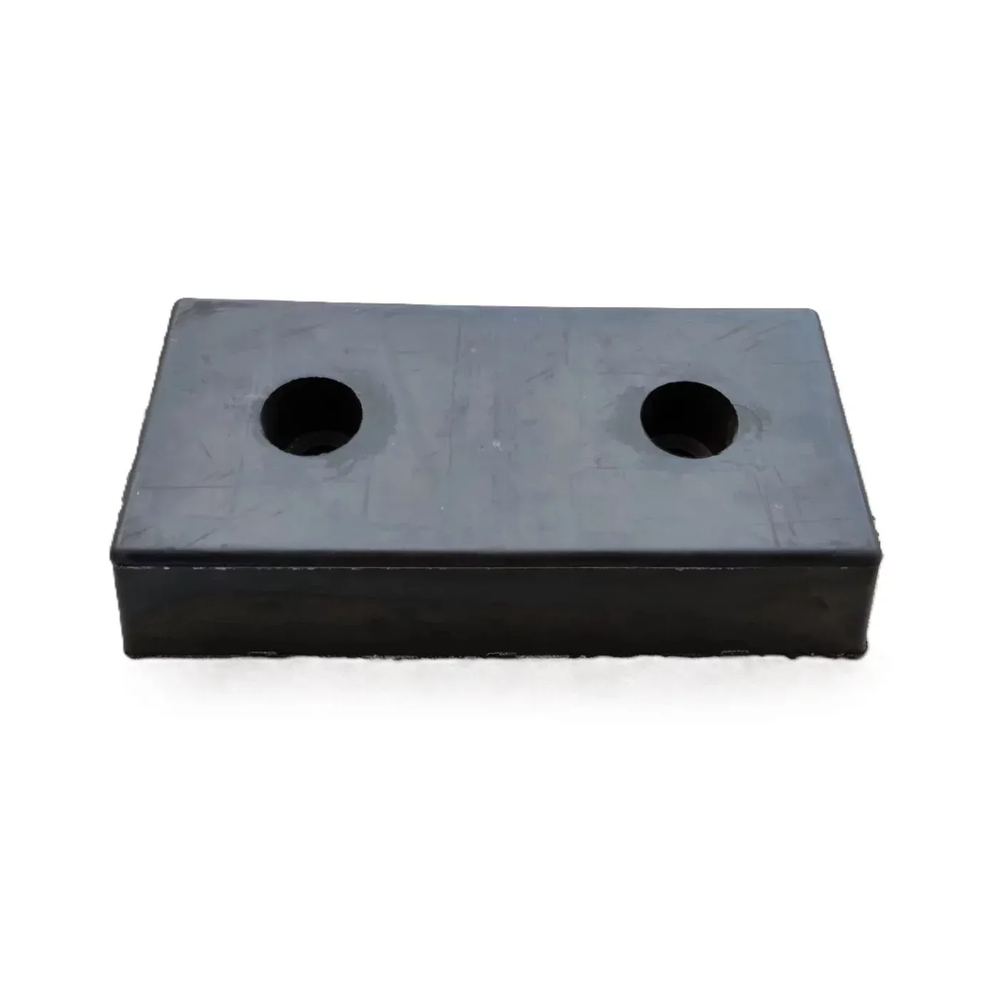 Gumový doraz na rampu - délka 50 cm, šířka 25 cm, tloušťka 10 cm