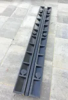 Černo-žlutý gumový kabelový most - délka 100 cm, šířka 15 cm, výška 3 cm