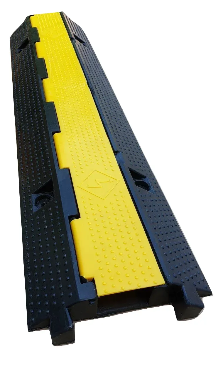 Černo-žlutý gumový kabelový most s víkem - délka 100 cm, šířka 26 cm, výška 7 cm