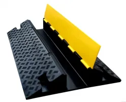 Černo-žlutý gumový kabelový most s víkem - délka 100 cm, šířka 58 cm, výška 12 cm