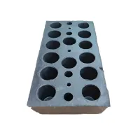 Černo-žlutý gumový reflexní doraz na rampu - délka 50 cm, šířka 25 cm, tloušťka 8,5 cm