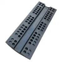 Černý gumový kabelový most - délka 100 cm, šířka 34 cm, výška 7 cm