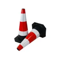 Bílo-červený plastový reflexní dopravní kužel s gumovým podstavcem - šířka 32 cm, výška 45 cm