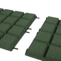 Zelená gumová certifikovaná dopadová dlažba FLOMA V45/R25BIG - délka 50 cm, šířka 50 cm a výška 4,5 cm