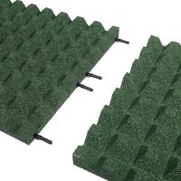 Zelená gumová certifikovaná dopadová dlažba (V45/R28) FLOMA - 50 x 50 x 4,5 cm