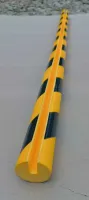 Černo-žlutá pěnová ochrana rohů zdí, stěn (U-profil) - průměr 5 cm, délka 100 cm