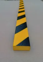 Černo-žlutá pěnová ochrana zdí, stěn - délka 100 cm, šířka 5 cm, tloušťka 2 cm