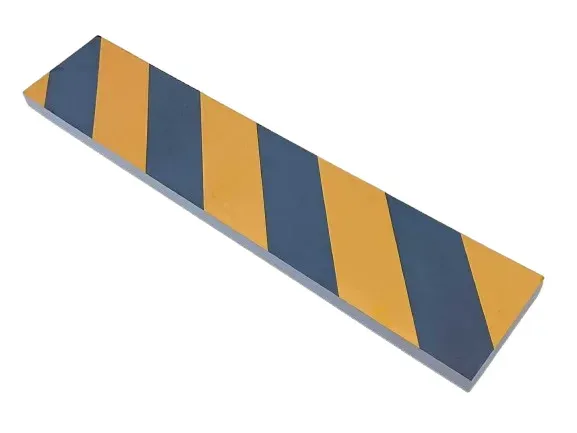 Černo-žlutá pěnová ochrana zdí, stěn - délka 50 cm, šířka 10 cm, tloušťka 2 cm