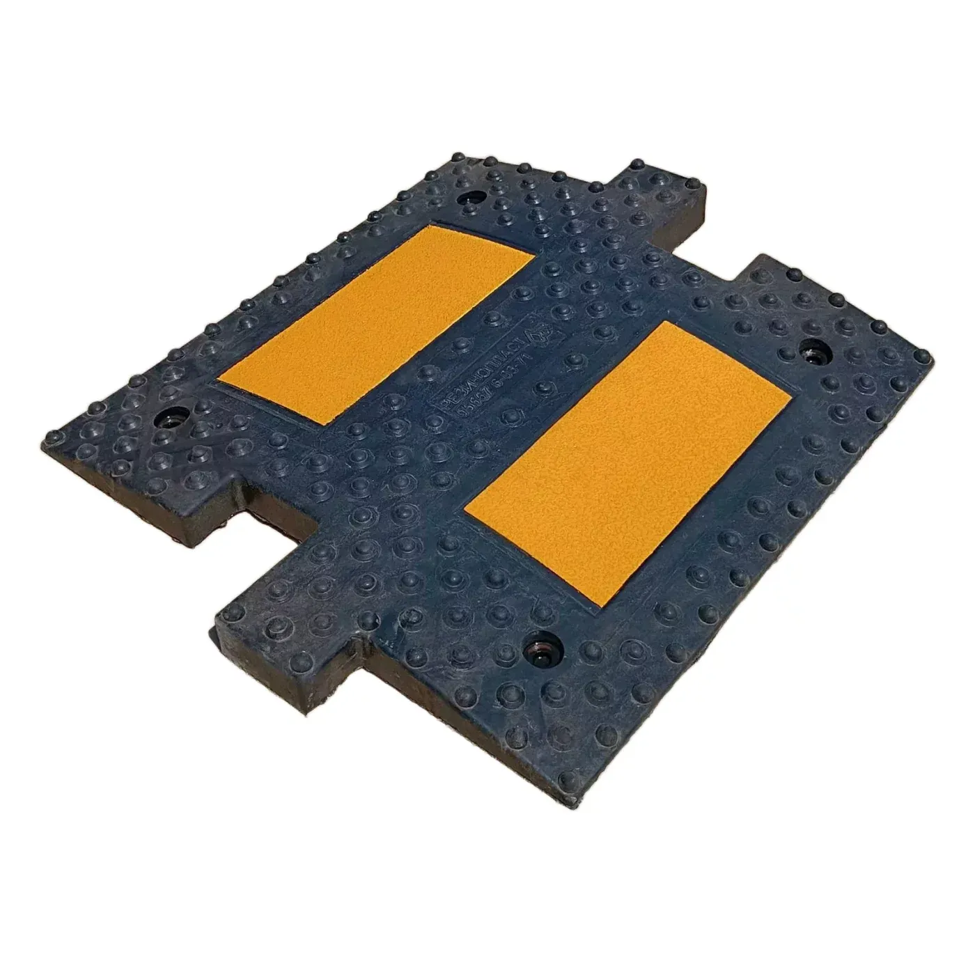 Černo-žlutý plastový průběžný zpomalovací práh SB70 - délka 50 cm, šířka 50 cm, výška 5 cm