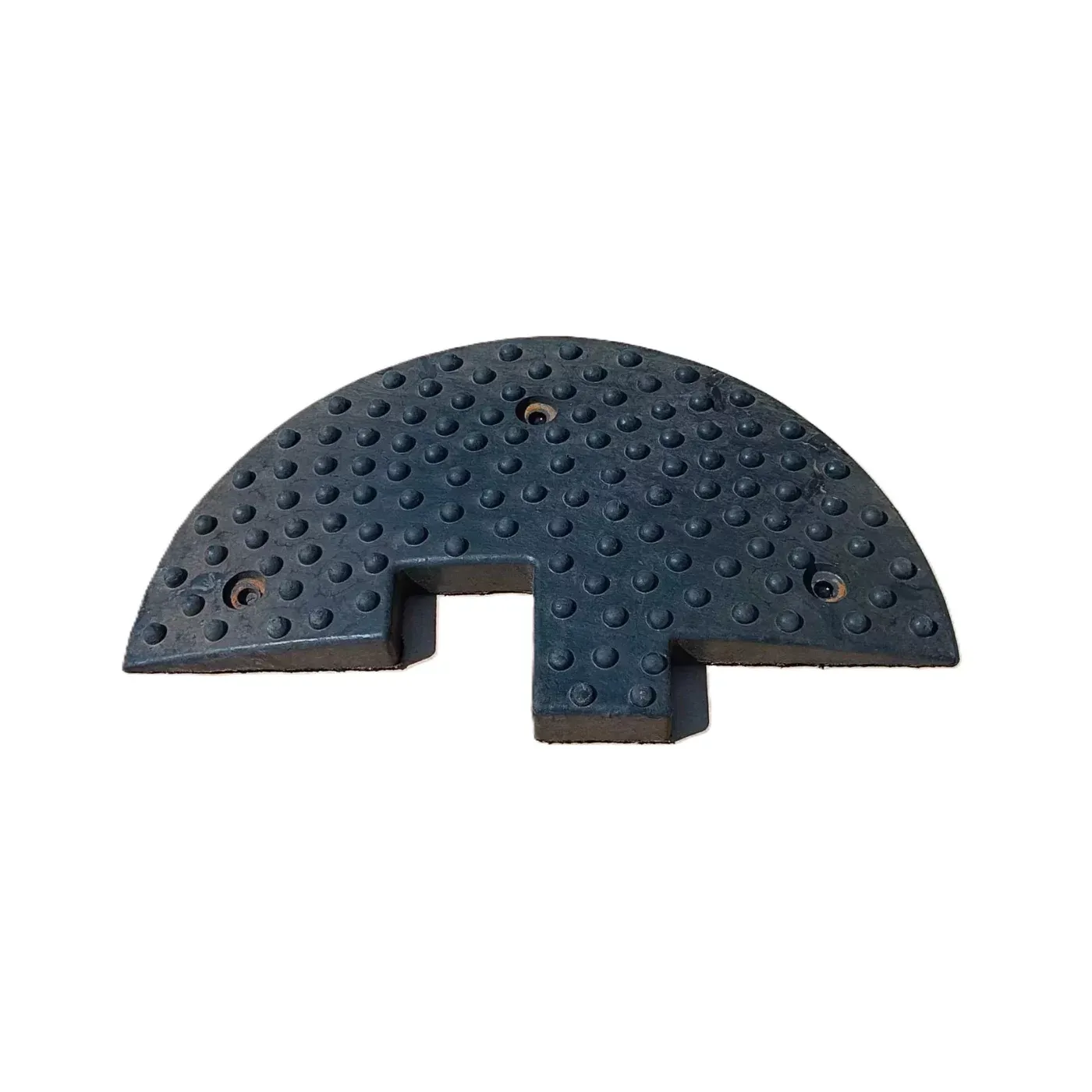 Černý plastový koncový zpomalovací práh SB70 - délka 50 cm, šířka 25 cm, výška 5 cm