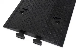 Černý plastový průběžný zpomalovací práh SB80 - délka 36 cm, šířka 50 cm, výška 4 cm