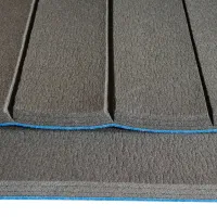 Modrý gymnastický koberec s lamelami FLOMA Slits - délka 10 m, šířka 200 cm, výška 4,5 cm