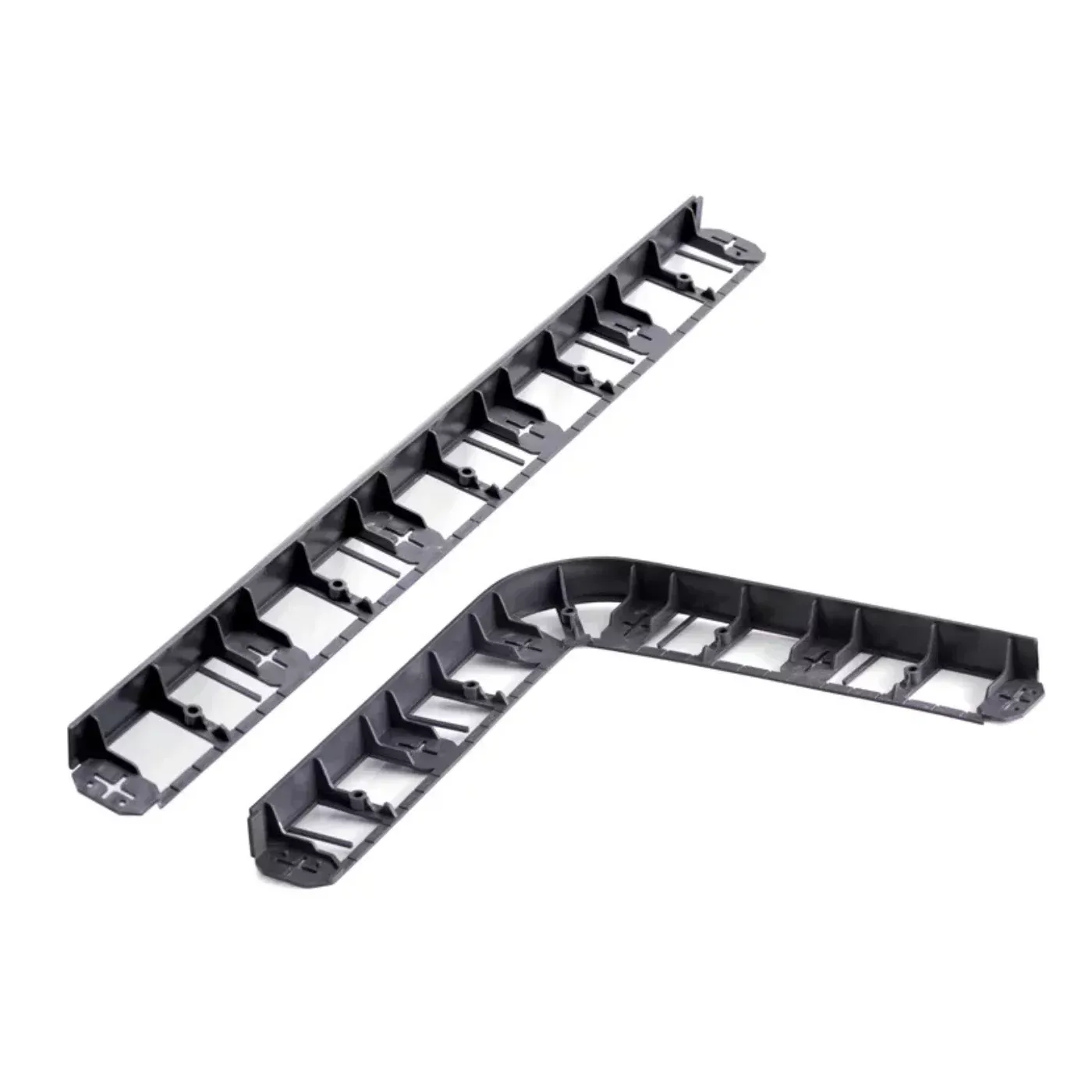 Černý plastový zahradní obrubník GC25 - délka 800 cm, šířka 8,4 cm, výška 4,5 cm