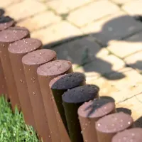 Hnědý plastový zahradní obrubník GC35 - délka 235 cm, výška 25 cm