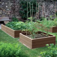 Hnědý plastový vyvýšený stohovatelný záhon GH14 - délka 75,6 cm, šířka 75,6 cm, výška 25 cm