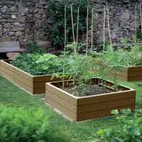 Hnědý plastový vyvýšený stohovatelný záhon GH68 - délka 149,2 cm, šířka 75,6 cm, výška 25 cm