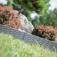 Šedý plastový zahradní obrubník GC85 - délka 390 cm, výška 18,6 cm