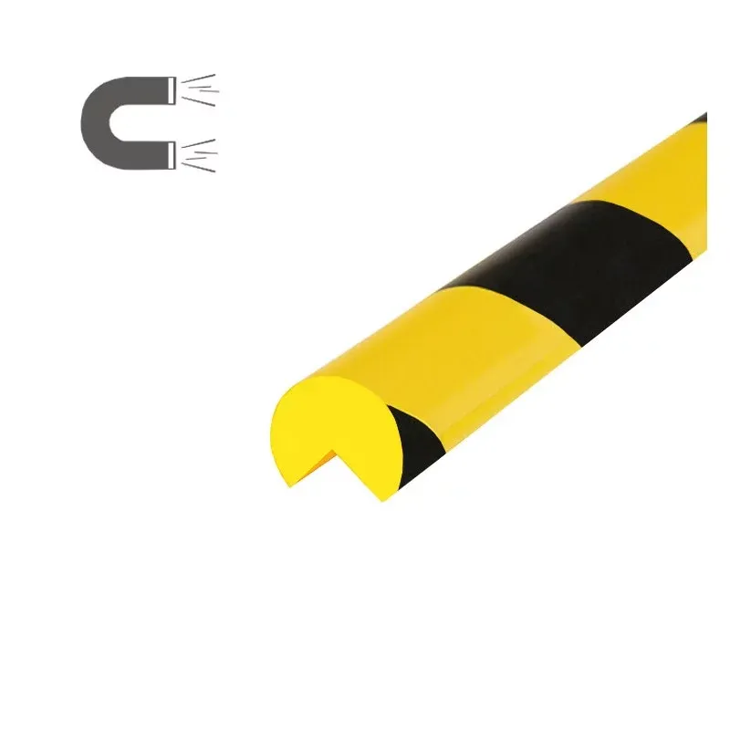 Černo-žlutá pěnová magnetická ochrana rohů zdí, stěn typ OA - průměr 4 cm, délka 100 cm