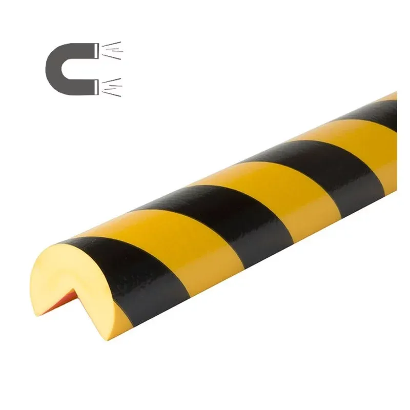 Černo-žlutá pěnová magnetická ochrana rohů zdí, stěn typ A+ - průměr 6 cm, délka 100 cm