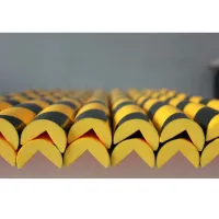 Černo-žlutá pěnová ochrana rohů zdí, stěn "typ A" - průměr 4 cm, délka 100 cm