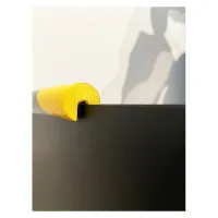 Černo-žlutá pěnová reflexní ochrana rohů zdí, stěn typ O - průměr 4 cm, délka 100 cm