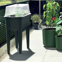 Černý plastový zahradní sadbovač GH76 - délka 77,5 cm, šířka 37,8 cm Černý plastový zahradní sadbovač GH76 - délka 77,5 cm, šířka 37,8 cm