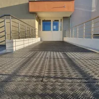 Černá plastová LDPE pojezdová deska bez rukojeti - délka 120 cm, šířka 120 cm, výška 1,15 cm