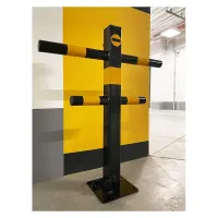Černo-žlutý ocelový parkovací sloupek - výška 61 cm