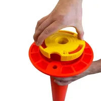 Plastový elastický parkovací sloupek - průměr 7,5 cm, výška 100 cm