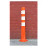 Plastový elastický parkovací sloupek - průměr 8,1 cm, výška 30 cm