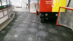 Plastová kuličková interierová podlahová deska FLOMA RePVC - délka 80 cm, šířka 60 cm, výška 2,2 cm