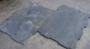 Plastová hladká kuličková puzzle podlahová deska FLOMA RePVC T621P - délka 116 cm, šířka 78 cm, výška 1,2 cm