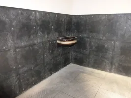 Plastová hladká stájová podlahová deska FLOMA RePVC T618 - délka 120 cm, šířka 80 cm, výška 1,2 cm