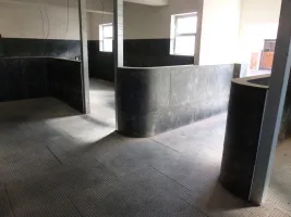 Plastová hladká stájová podlahová deska FLOMA RePVC T618 - délka 120 cm, šířka 80 cm, výška 1,2 cm