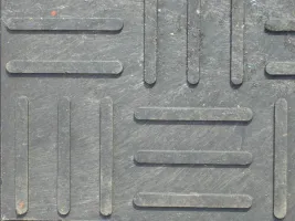 Plastová hladká stájová podlahová deska FLOMA RePVC T618 - délka 120 cm, šířka 80 cm, výška 1,2 cm