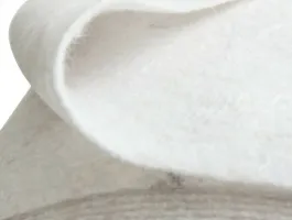 Bílá geotextilie GUTTATEX - délka 50 m, šířka 200 cm - 200 g/m2