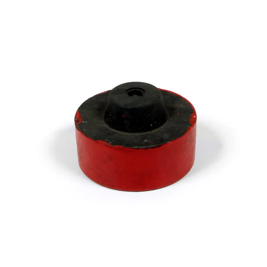 Červený plastový koncový díl "samec" pro silniční obrubníky RePVC - průměr 14,5 cm, výška 6 cm