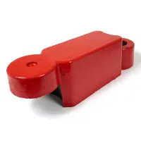 Červený plastový silniční obrubník RePVC - délka 58 cm, šířka 16 cm, výška 15,8 cm