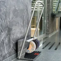 Stříbrný čistič bot Heute Polifix 2 plus