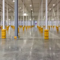 Žlutá plastová extra odolná ochrana sloupů (chránič) McCue - šířka 45-55 cm, výška 110 cm, tloušťka 12,5 cm - 4 ks