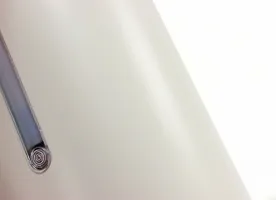 Bílý kovový bezdotykový dávkovač mýdla (pěna) Donner ROUND - objem 700 ml
