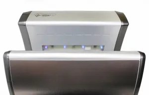Stříbrný kovový bezdotykový tryskový vysoušeč rukou Jet Dryer COMPACT