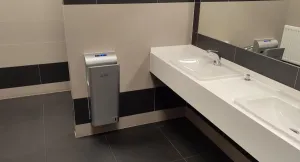 Stříbrný plastový bezdotykový tryskový vysoušeč rukou Jet Dryer STYLE