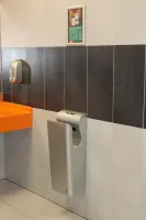 Stříbrný plastový bezdotykový tryskový vysoušeč rukou Jet Dryer STYLE