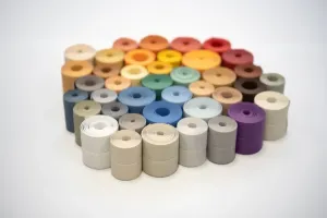 Bílá plastová (PVC) soklová lišta F112 - délka 40 m, šířka 3 cm, výška 3 cm Bílá plastová (PVC) soklová lišta F112 - délka 40 m, šířka 3 cm, výška 3 cm