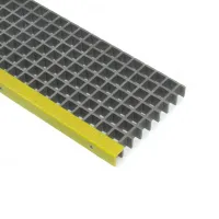 Kompozitní GRP schodišťový stupeň FLOMA GrpGr - délka 80 cm, šířka 30,5 cm, výška 3,8 cm