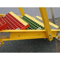 Kompozitní GRP schodišťový stupeň FLOMA GrpGr - délka 80 cm, šířka 27 cm, výška 3,8 cm